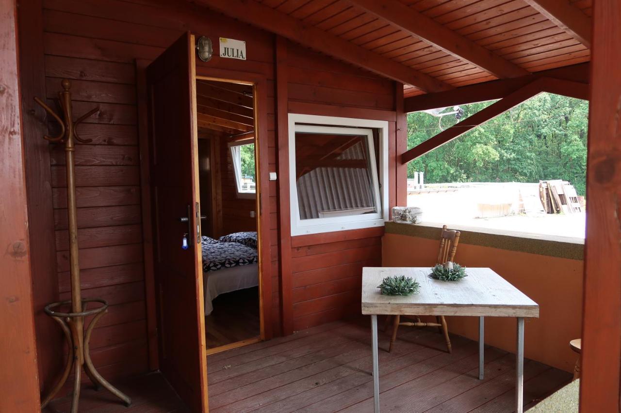 Bohema Osada Villa Łazy Esterno foto